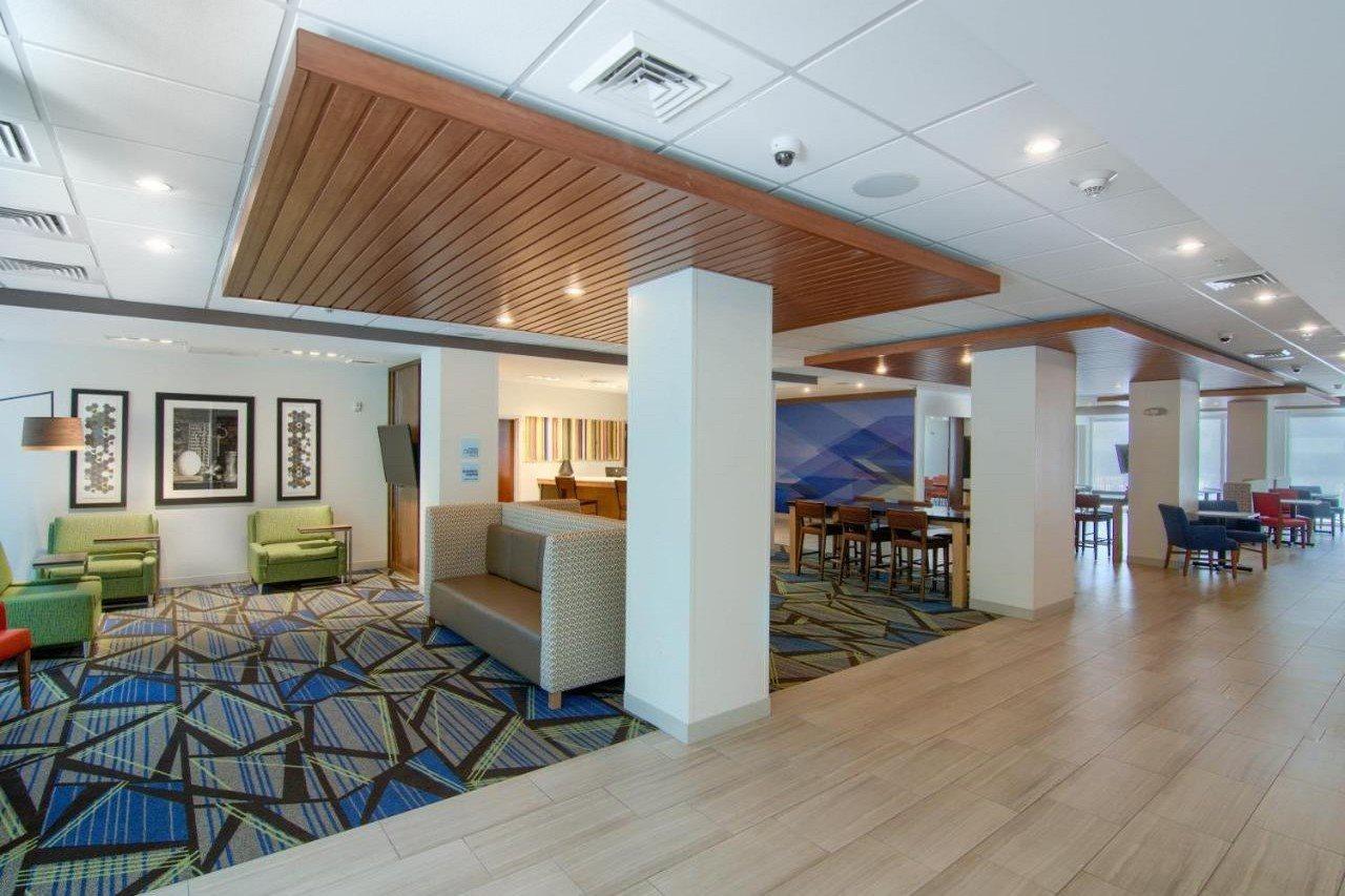 Holiday Inn Express & Suites Mobile - University Area By Ihg Екстер'єр фото