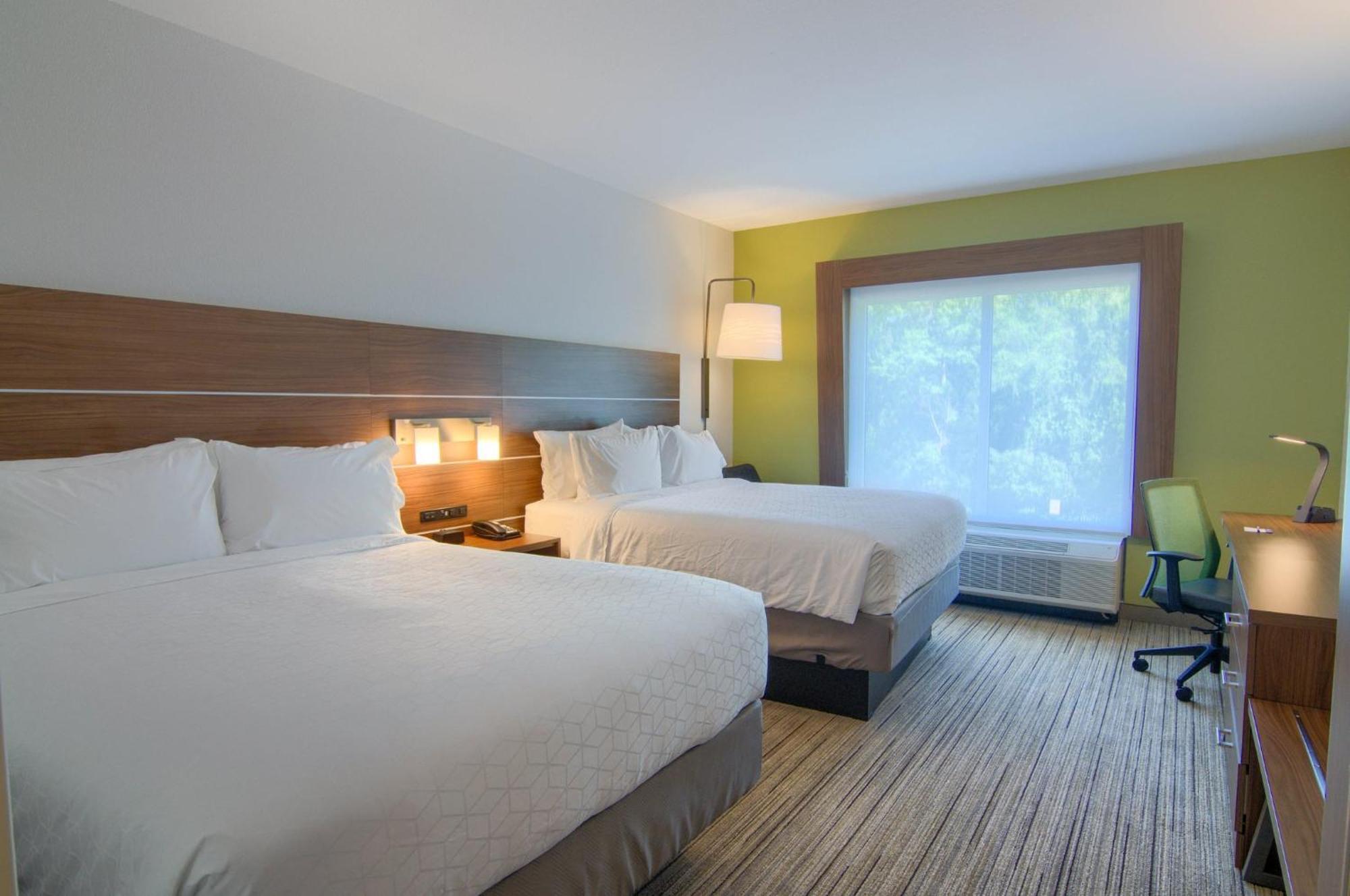 Holiday Inn Express & Suites Mobile - University Area By Ihg Екстер'єр фото