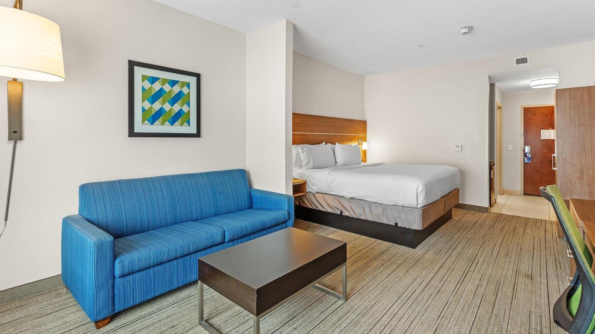 Holiday Inn Express & Suites Mobile - University Area By Ihg Екстер'єр фото