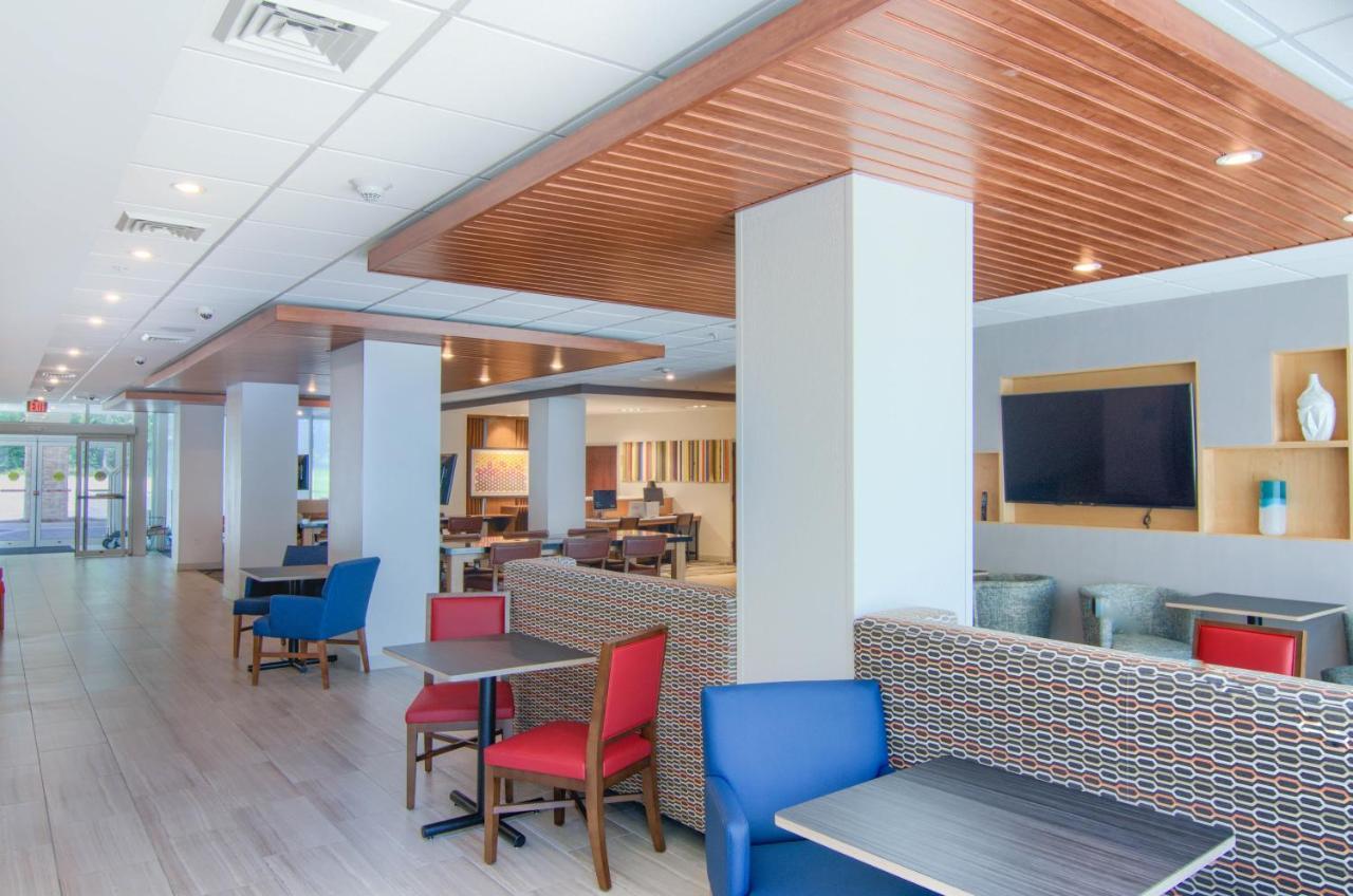 Holiday Inn Express & Suites Mobile - University Area By Ihg Екстер'єр фото